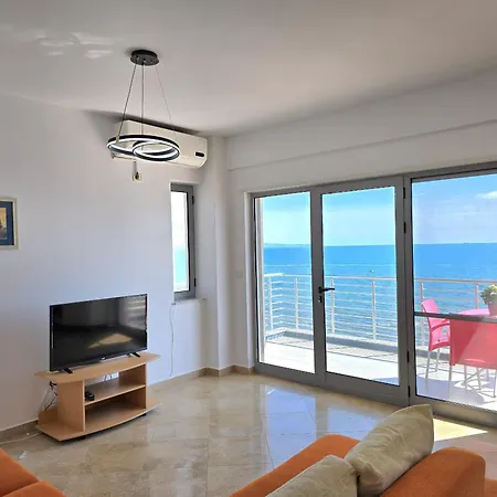 Sea View In *