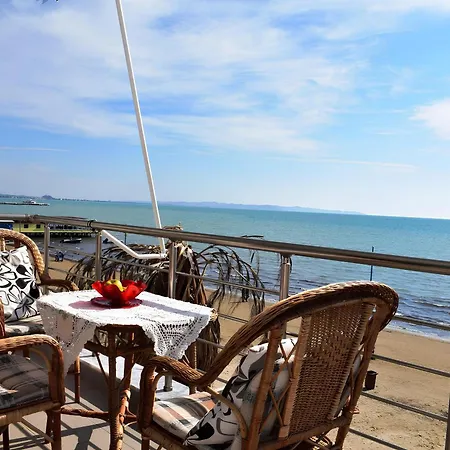 Sea View In *
