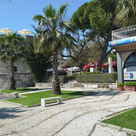 Sea View In Appartamento *